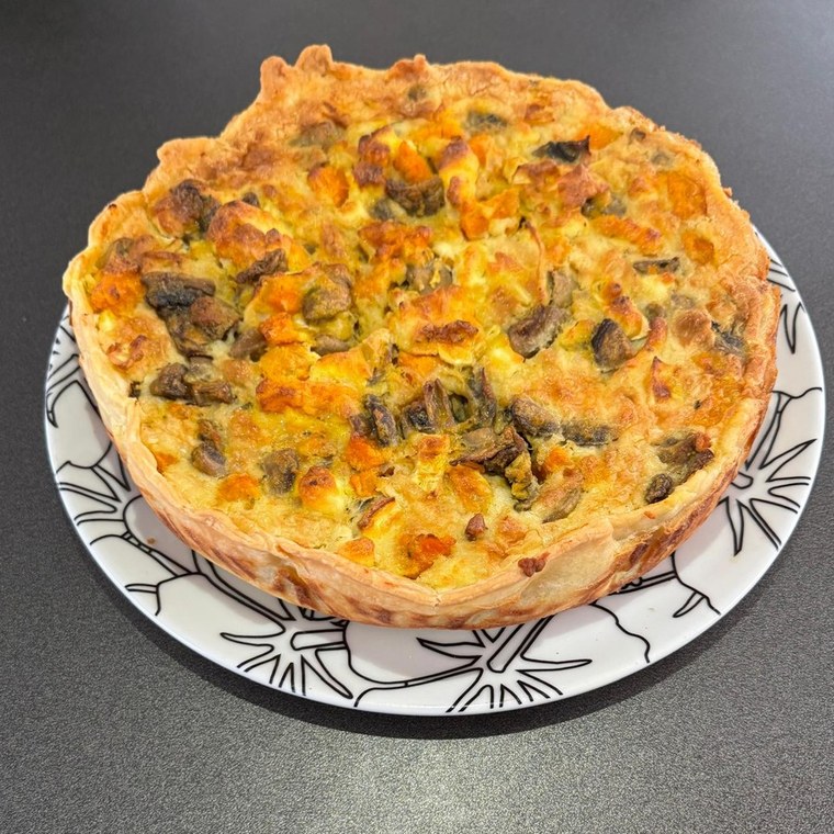 Tarte aux l&eacute;gumes frais et de saison